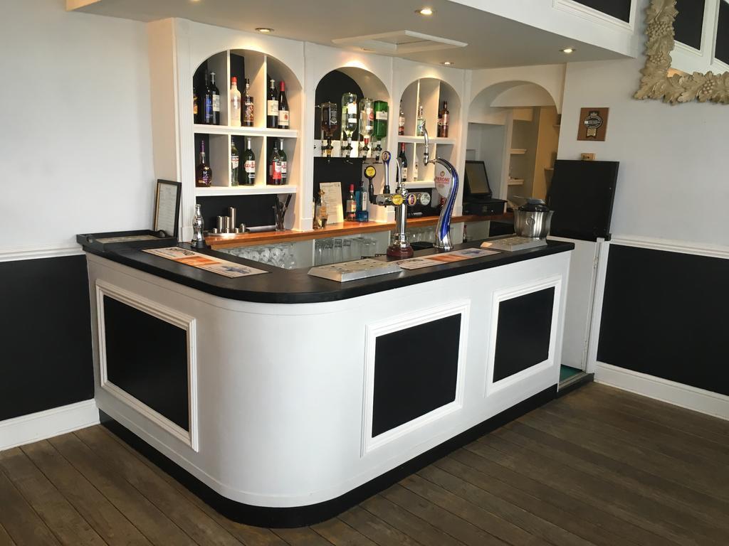 The York Hotel Wolverhampton Exteriör bild